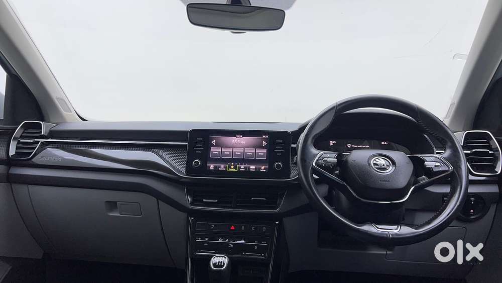 Skoda Kushaq Style 1.5l Tsi Mt, 2022, Petrol