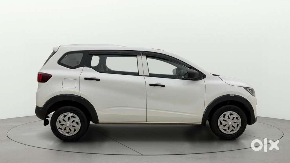 Renault Triber 1.0 Rxe, 2020, Petrol