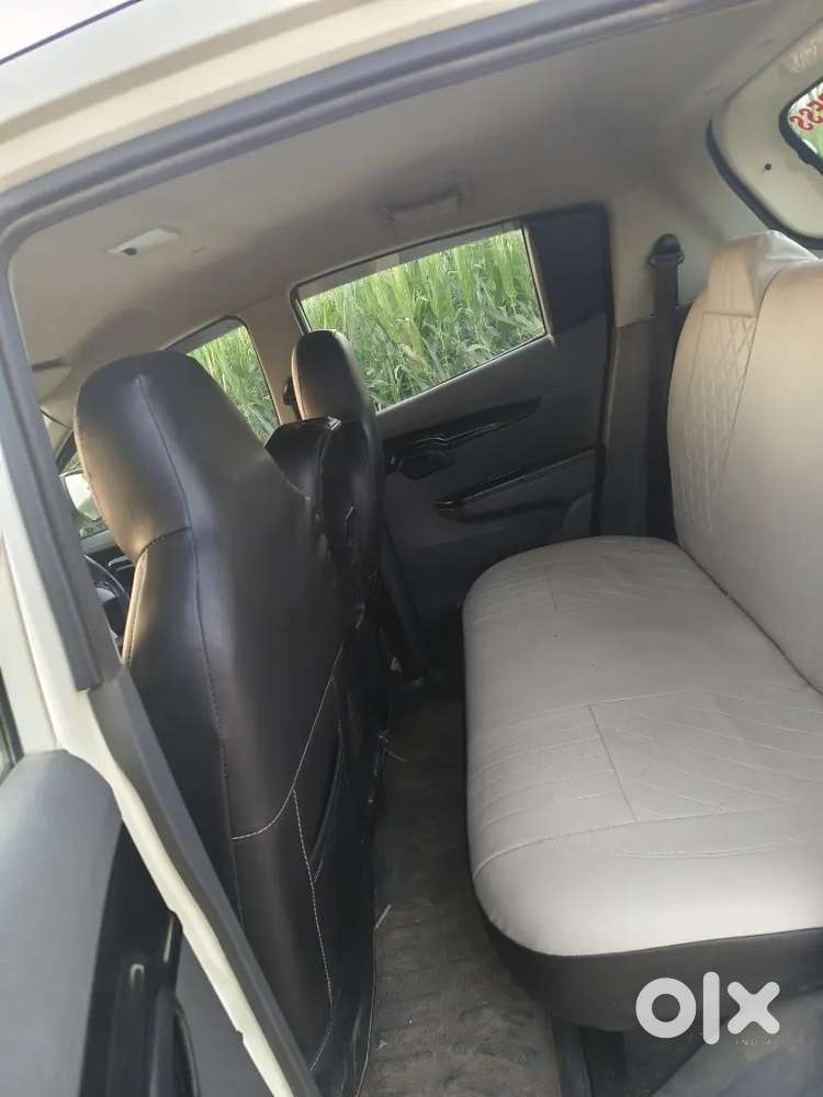 2020 Modal Diesel  Fast Owner Mahindra Kuv 100 All Papers Completed