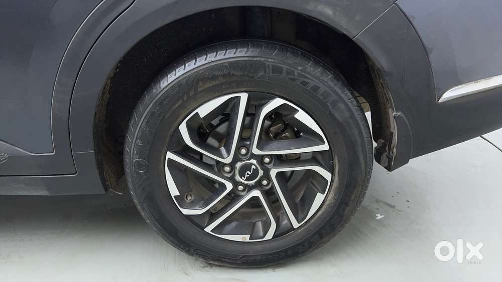 Kia Carens 1.4 Prestige Plus Turbo 7 Str, 2022, Petrol