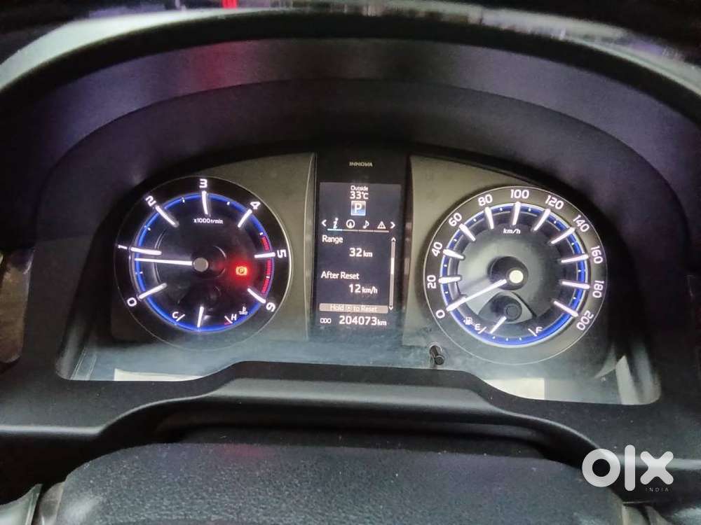 Toyota Innova Crysta 2.8 Z, 2016, Diesel