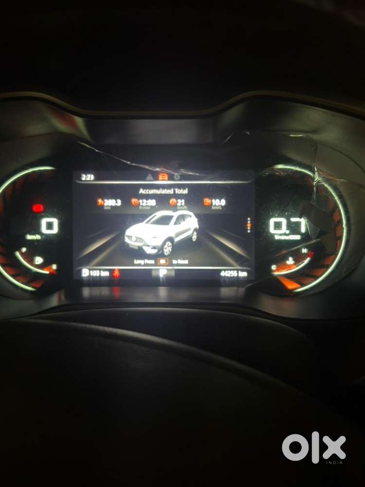 Mg Astor/zs Vti Tech Cvt Sharp For Sale