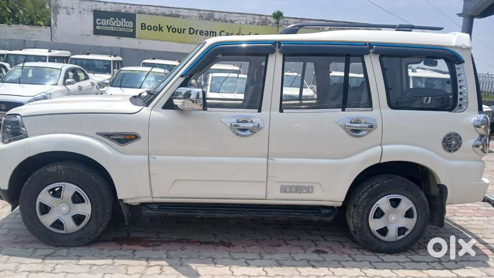Mahindra Scorpio S2, 2016