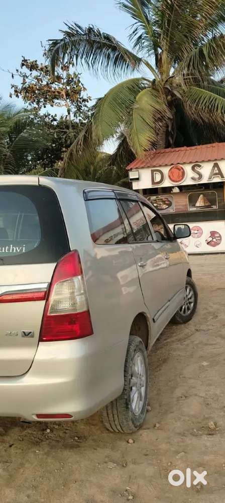 Toyota Innova Diesel 2011