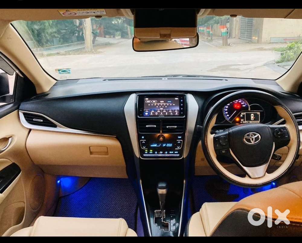 Toyota Yaris 1.5 V 2019