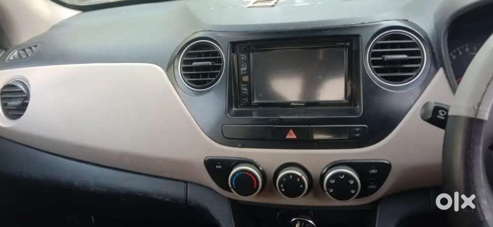 Hyundai Grand I10 2015 Cng & Hybrids 98000 Km Driven