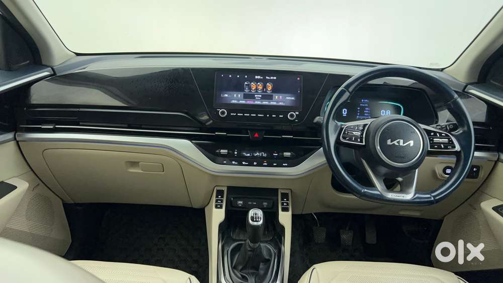 Kia Carens 1.4 Luxury Plus 6 Str, 2022, Petrol