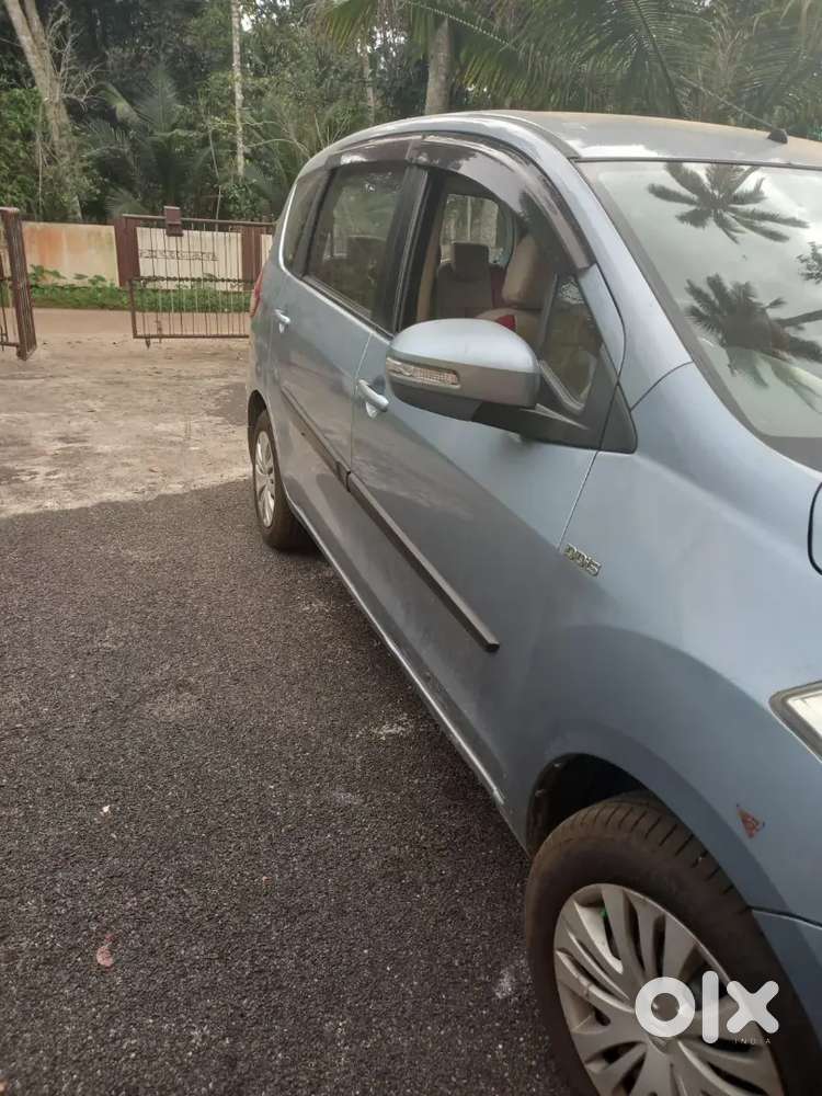 Maruti Suzuki Ertiga 2012 Diesel 128500 Km Driven