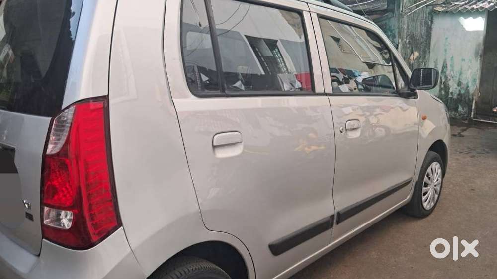 Maruti Suzuki Wagon R Vxi Amt, 2017, Petrol