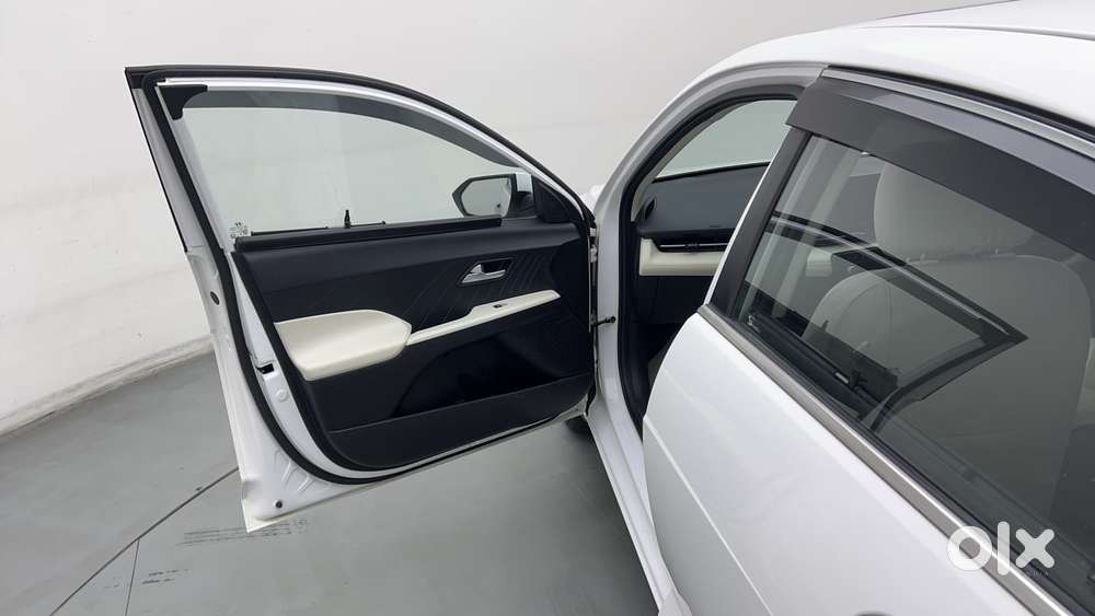 Hyundai Verna 1.5 Sx Petrol Mt, 2024, Petrol