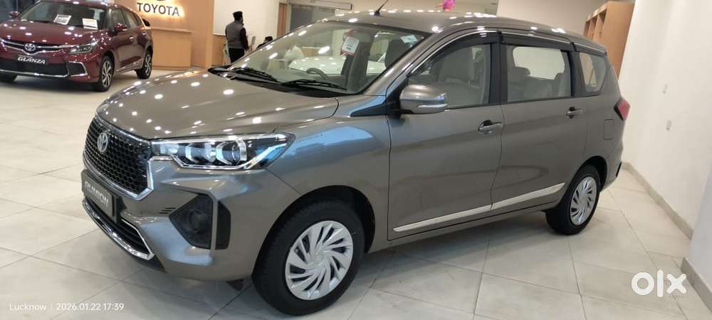 Toyota Rumion S Cng, 2025, Cng & Hybrids