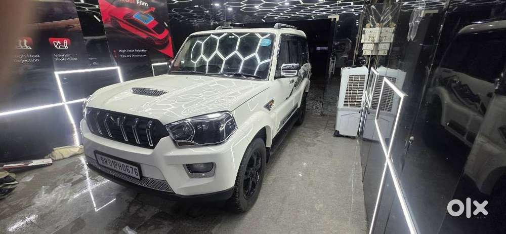Mahindra Scorpio S10, 2017, Diesel