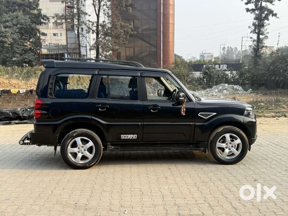 Mahindra Scorpio Classic 2.2 S 11 Mt 7 Cc, 2022, Diesel
