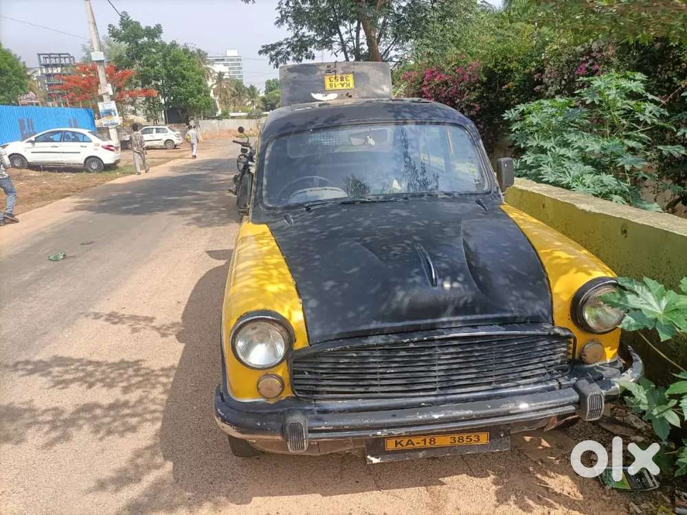 Ambassador Classic 1988