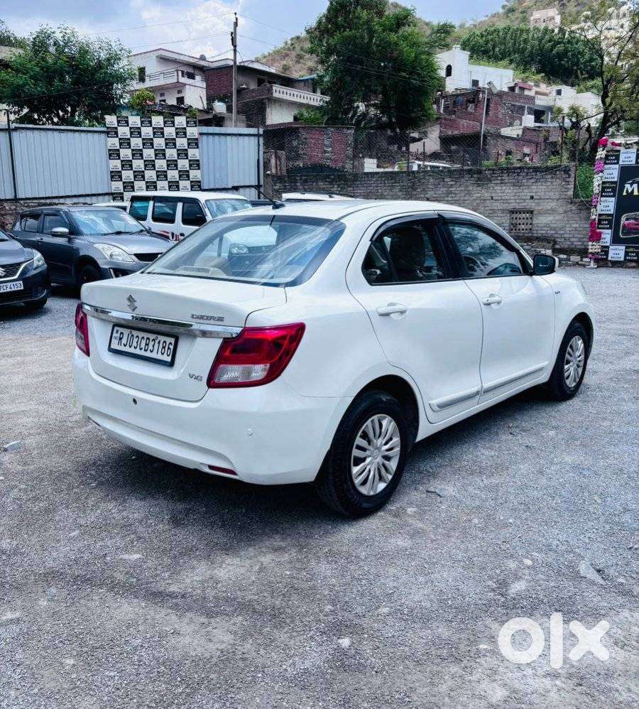 Maruti Suzuki Swift Dzire 1.2 Vxi Bsiv, 2019, Cng & Hybrids