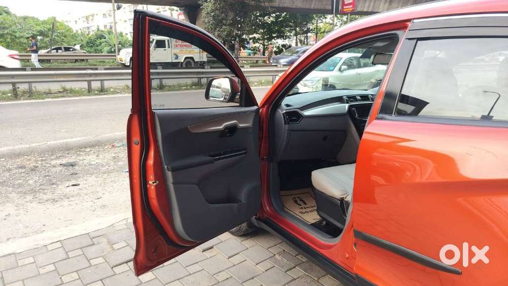 Mahindra Kuv100 Nxt 1.2 K6 Plus Petrol 6 Str, 2018, Petrol