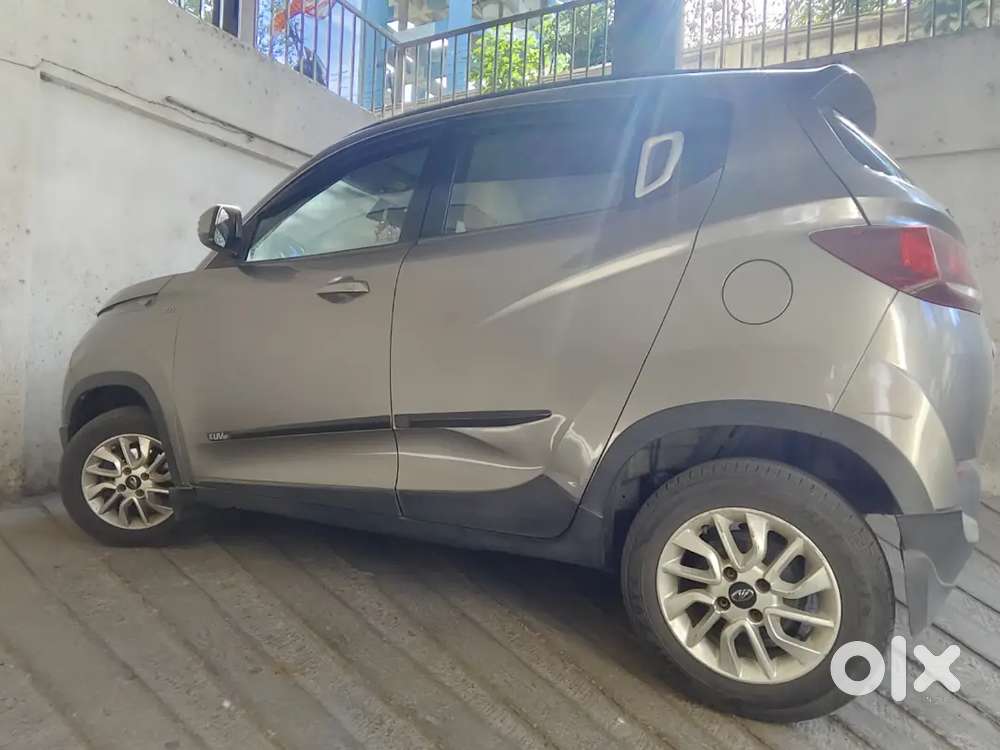 Mahindra Kuv100 K8 Petrol 6 Seater (top Model )