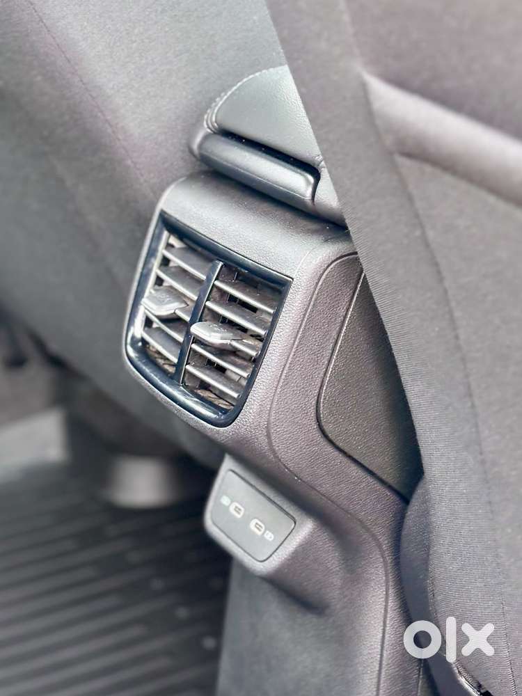 Volkswagen Virtus 1.0 Highline Tsi At, 2025, Petrol