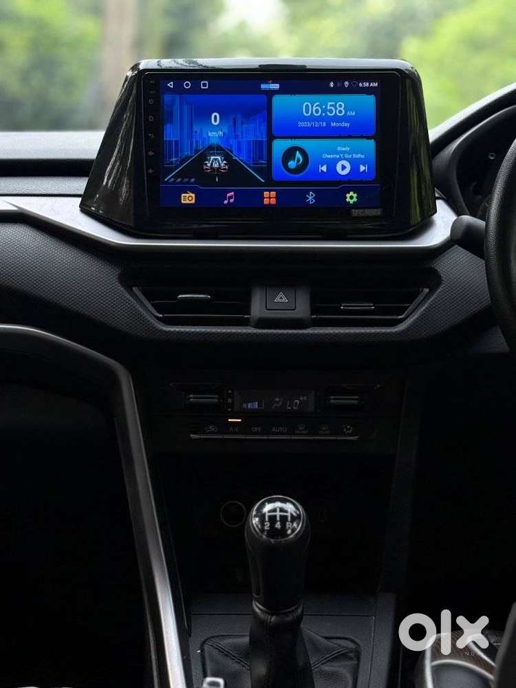Maruti Suzuki Brezza 1.5 Vxi Cng, 2024, Petrol
