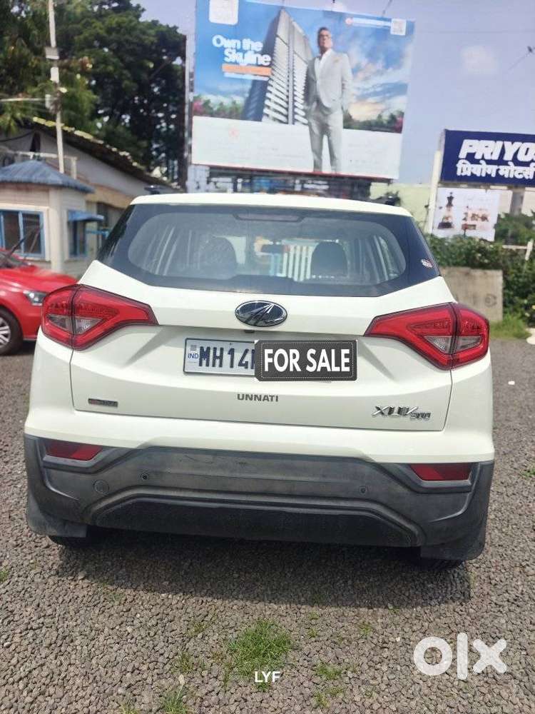 Mahindra Xuv300 1.2 W6 Amt Petrol, 2022, Petrol