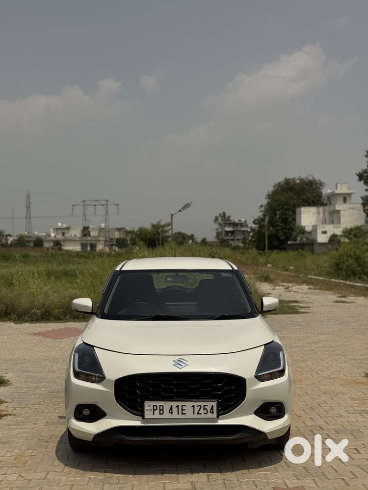 Maruti Suzuki Swift Vxi Optional, 2024, Petrol