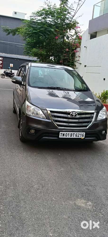 Toyota Innova 2.5 Zx 7 Str Bs-iv, 2015, Diesel