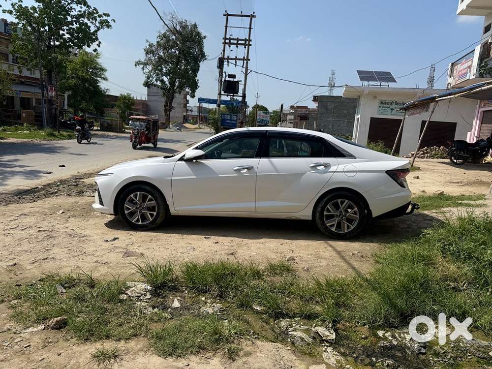 Hyundai Petrol Manual 2023