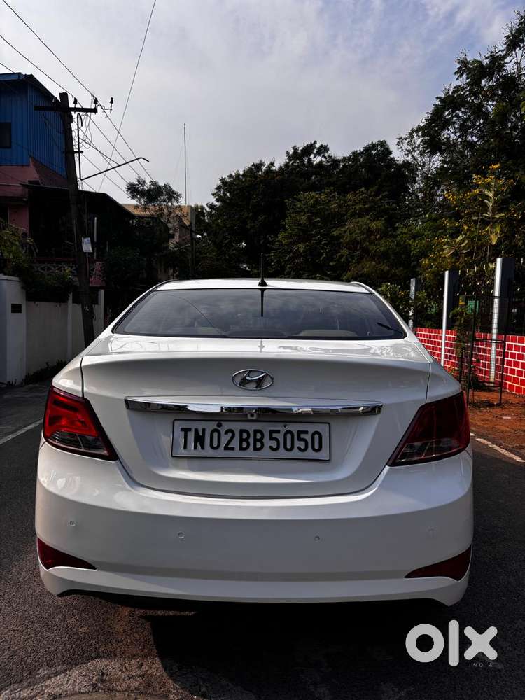 Hyundai Verna Fluidic 1.6 Vtvt Sx Automatic, 2015, Petrol