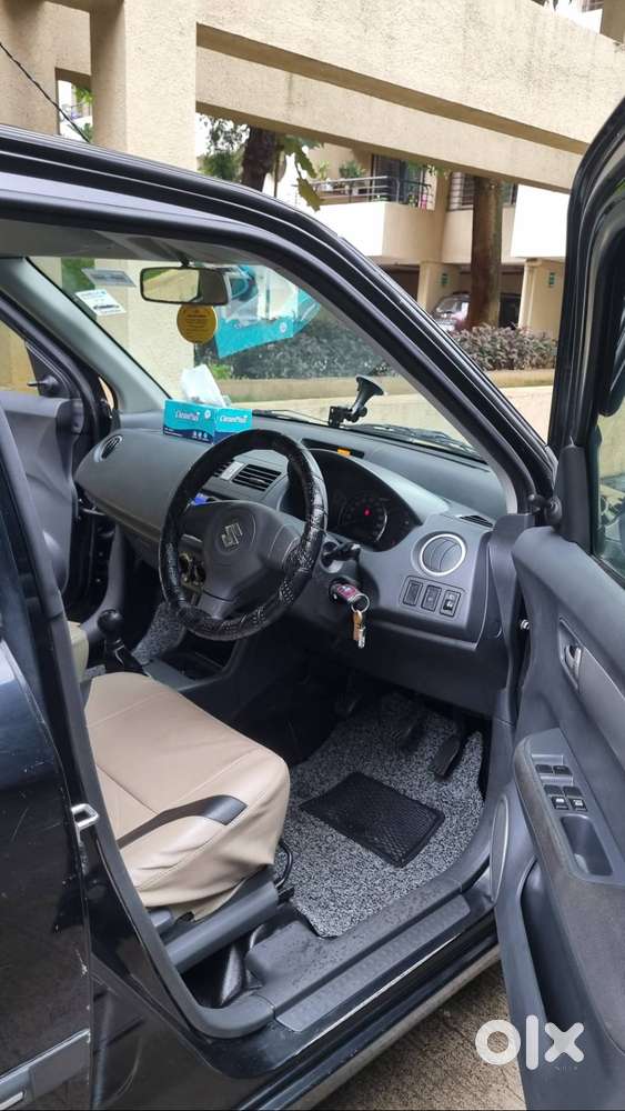 Maruti Suzuki Swift Vxi  2010  Petrol  Well Maintained  Pune