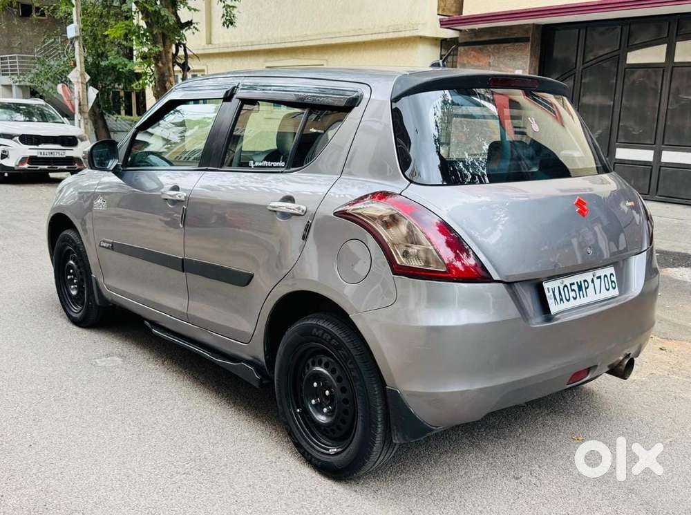 Maruti Suzuki Swift Vxi 1.2 Abs Bs-iv, 2014, Petrol