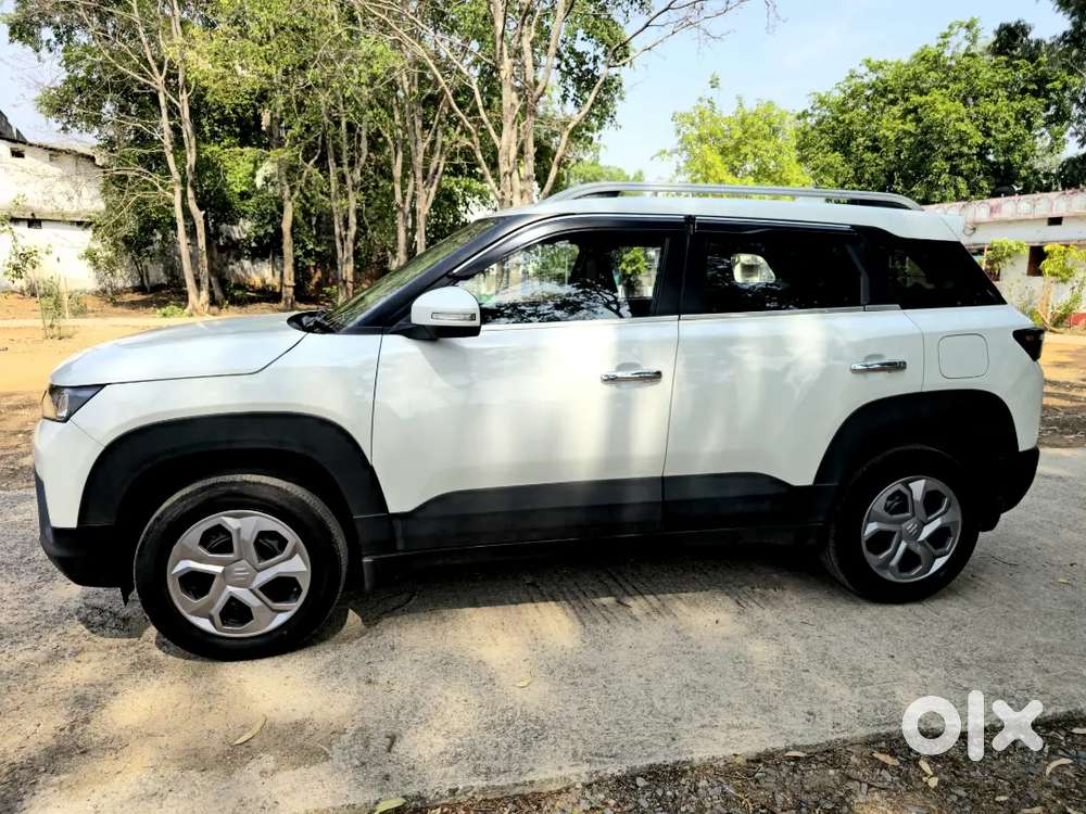 Maruti Suzuki Brezza  Dec 2023 Petrol Well Maintained