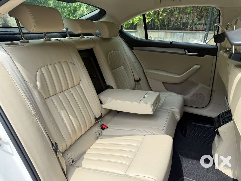 Skoda Superb, 2019, Petrol