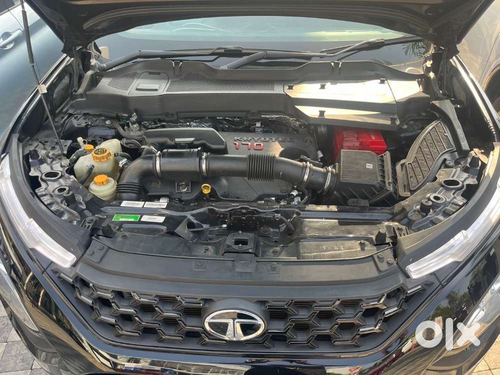 Tata Safari Dark Edition 2022