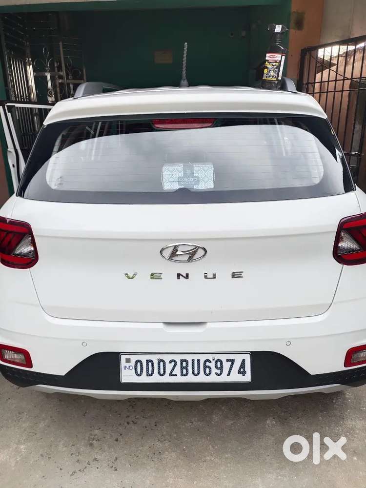 Hyundai Venue Kappa 2022  Bank Employee Car Km Driven 12000 Only