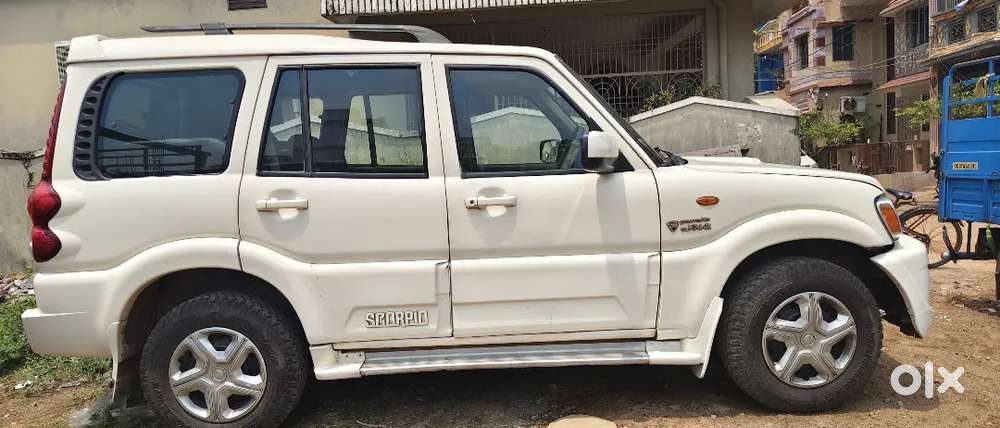 Mahindra Scorpio 2011 Diesel Manual