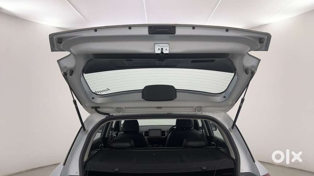 Hyundai Venue Sx Turbo, 2022, Petrol