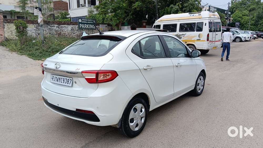 Tata Tigor 1.2 Revotron Xt, 2018, Petrol