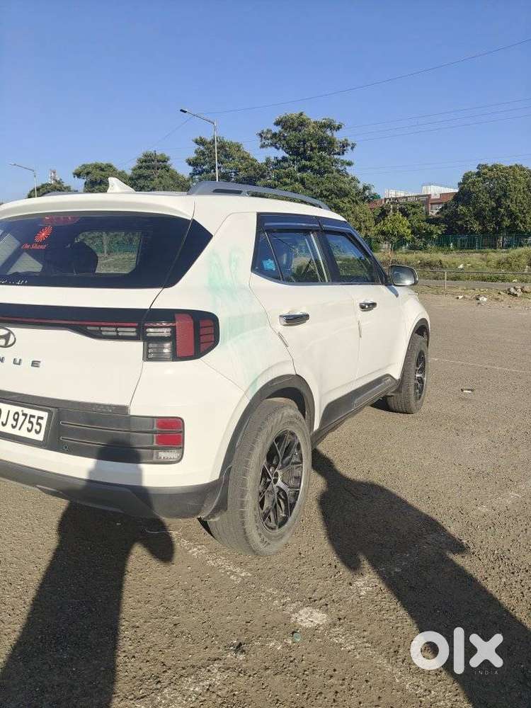 Hyundai Venue Sx Mt, 2022, Petrol
