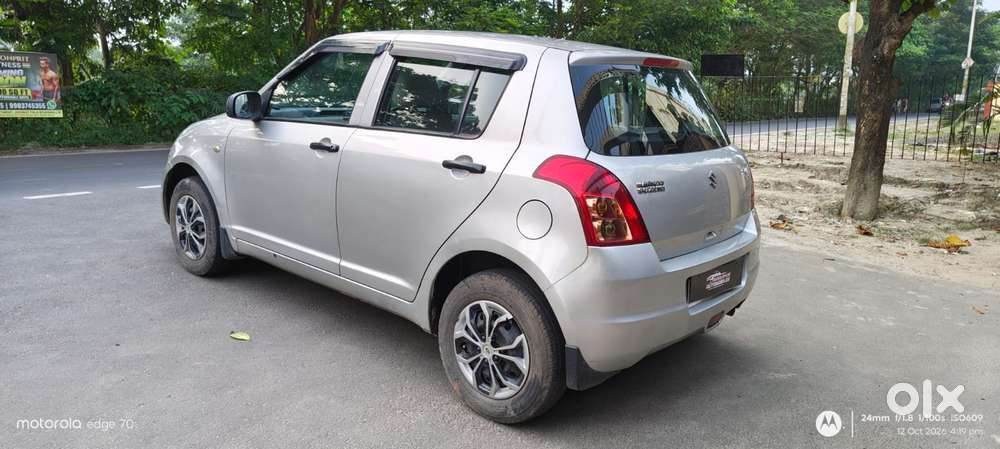 Maruti Suzuki Swift 1.2 Lxi (o), 2011, Petrol