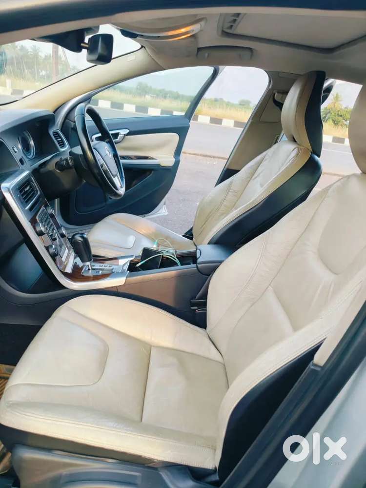 Volvo S60 2012 Diesel Well Maintained
