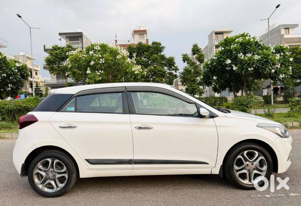 Hyundai I20 Petrol Asta Option, 2018, Petrol
