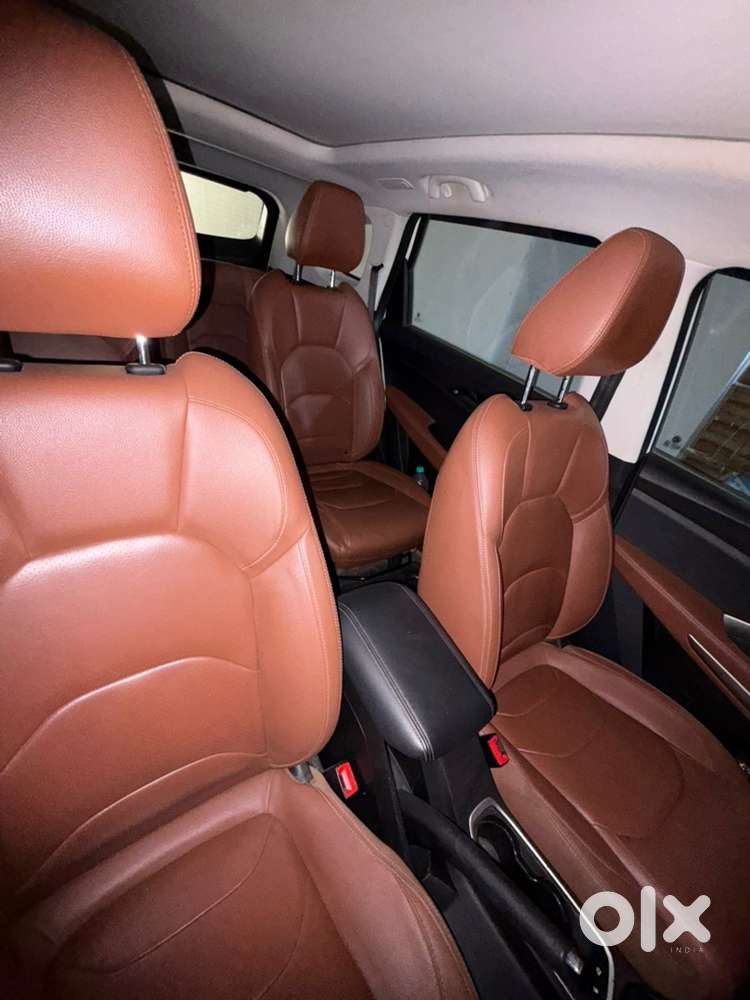 Mg Hector Plus 2022