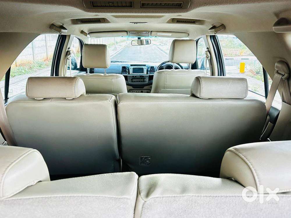 Toyota Fortuner 3.0 4x2 Automatic, 2014