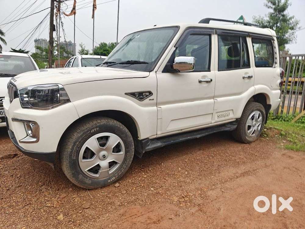Mahindra Scorpio 2.2 S7 8 Str, 2018, Diesel
