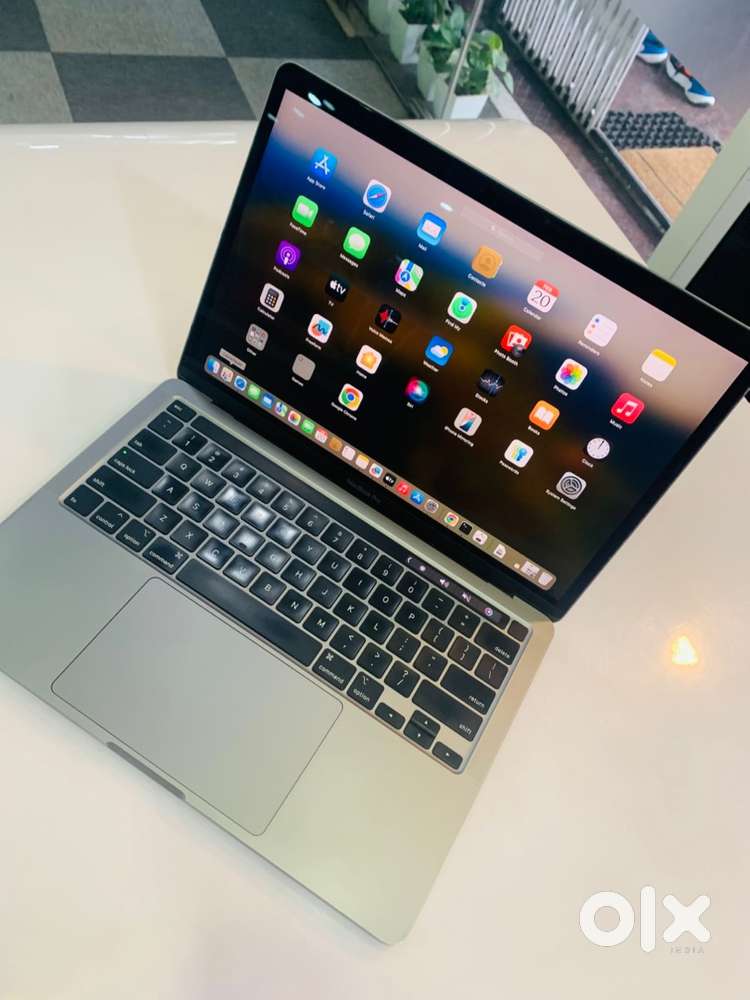 MacBook Pro 2020 intel i5 16GB RAM 512GB A2251 Warranty