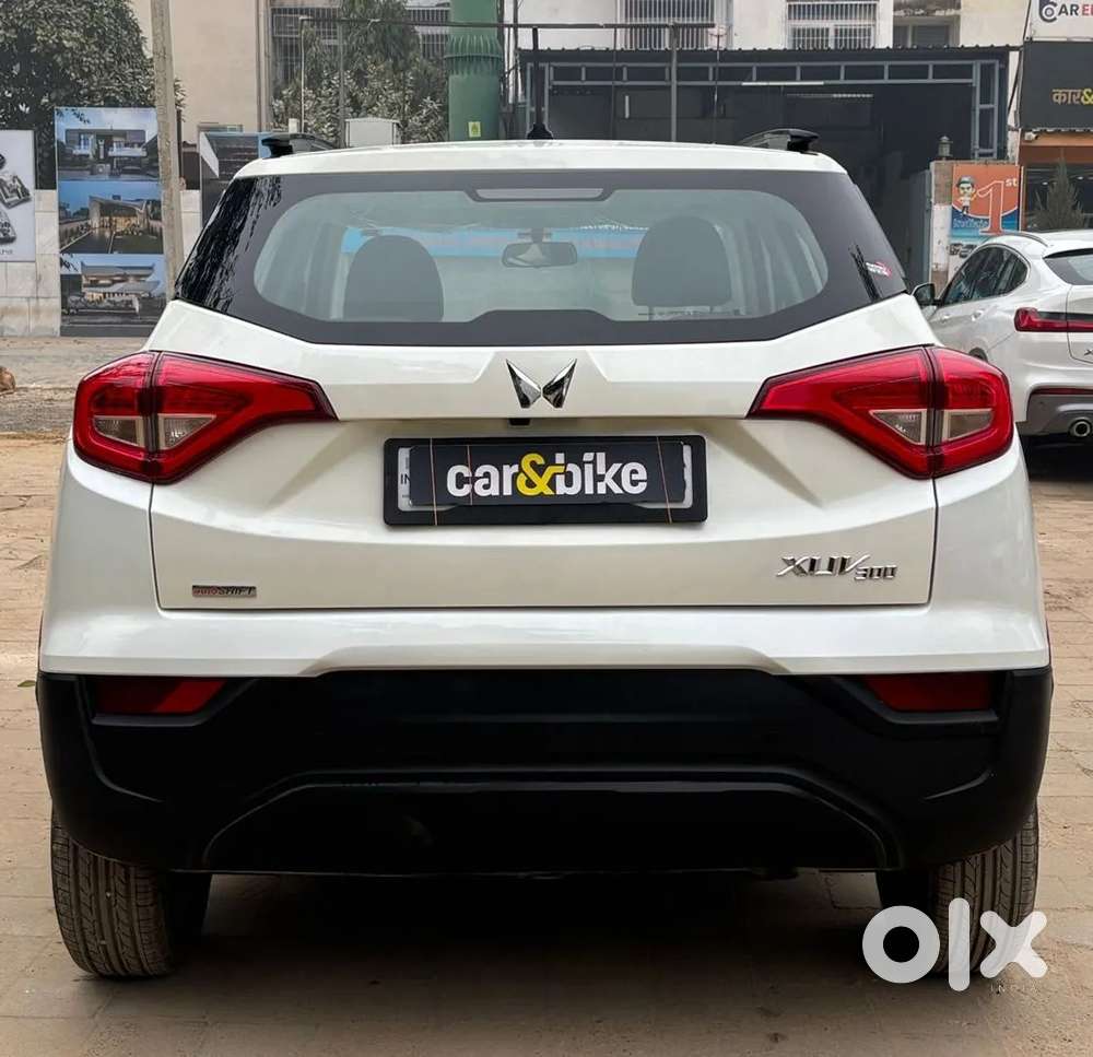 Mahindra Xuv300 W6, 2023, Petrol