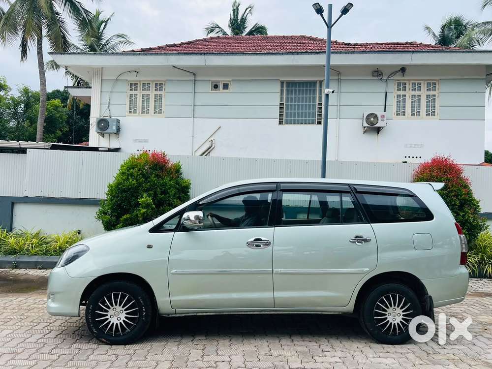 Toyota Innova 2.0 Gx 8 Str, 2005, Diesel