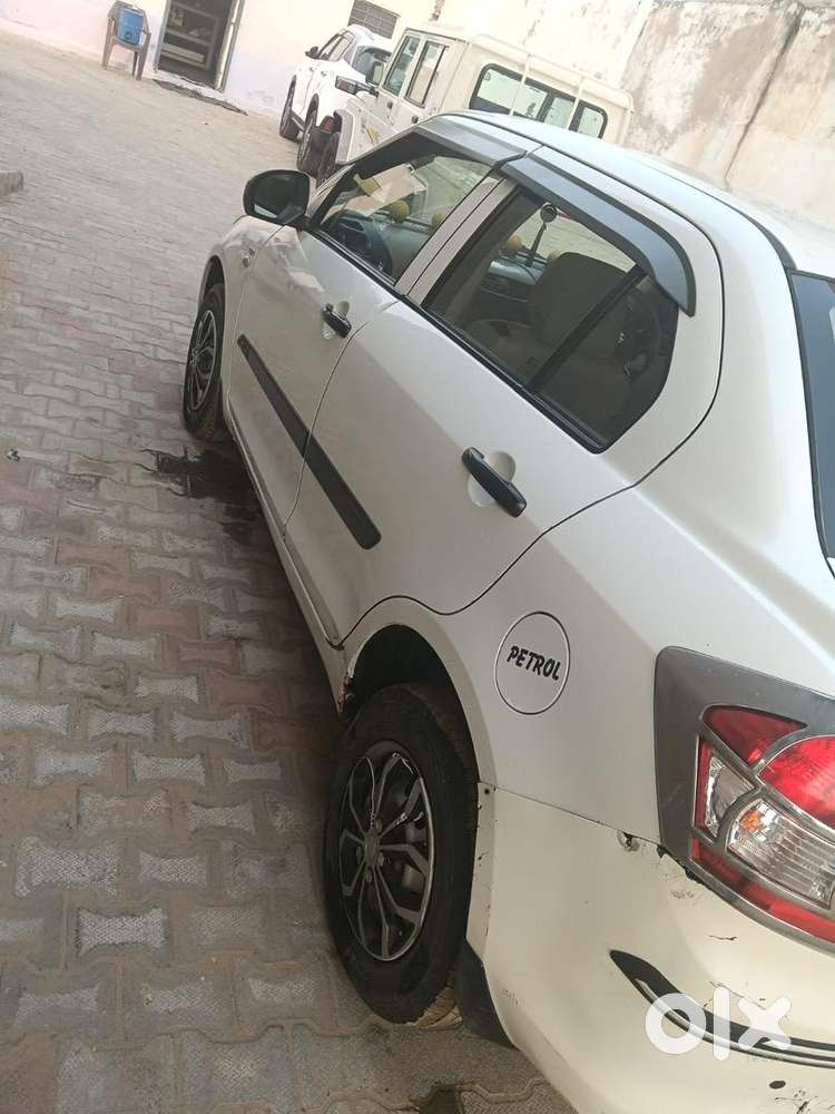 Maruti Suzuki Swift Dzire 2016 Petrol 160000 Km Driven