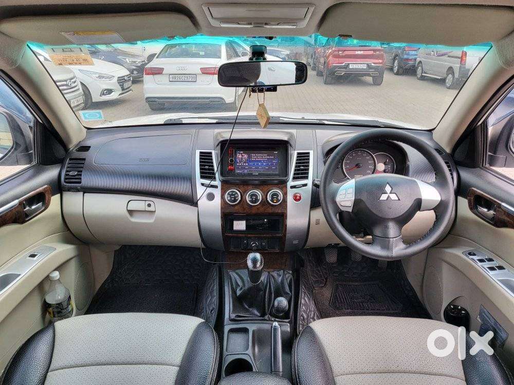 Mitsubishi Pajero Sport 2.5 Manual, 2014, Diesel