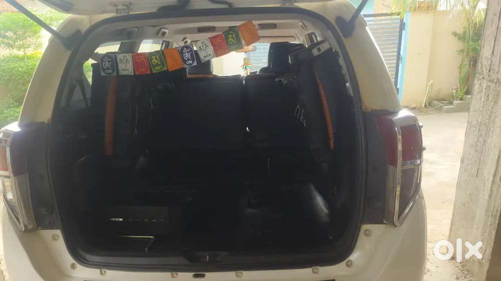 Toyota Innova Crysta 2018 Diesel Well Maintained
